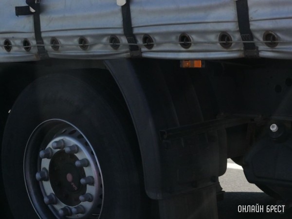 Немецкая полиция дважды изымала ключи у пьяного белоруса на фуре Немецкая полиция дважды изымала ключи у пьяного белоруса на фуре