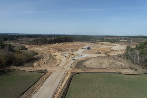 Польша продолжает строить скоростную дорогу до границы с РБ Польша продолжает строить скоростную дорогу до границы с РБ