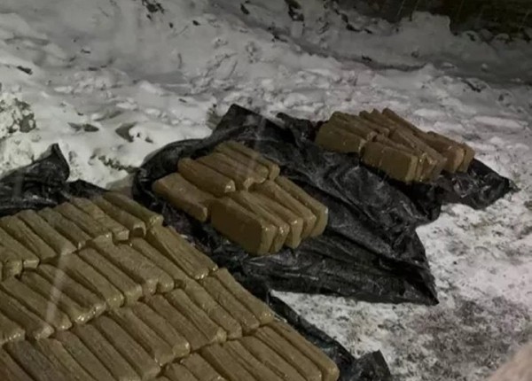 Дальнобойщика из Беларуси задержали в России с контрабандой на $3,8 миллиона Дальнобойщика из Беларуси задержали в России с контрабандой на $3,8 миллиона